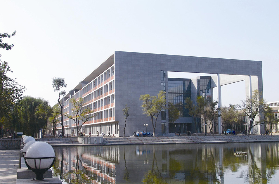 天津南開大學第二主教學樓